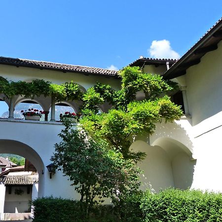 Apartments Schloss Paschbach Appiano Sulla Strada Del Vino Kültér fotó