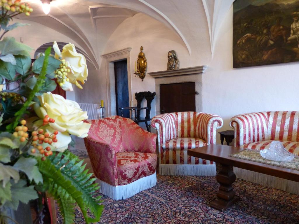 Apartments Schloss Paschbach Appiano Sulla Strada Del Vino Kültér fotó