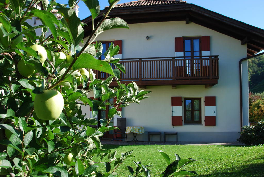 Apartments Schloss Paschbach Appiano Sulla Strada Del Vino Szoba fotó