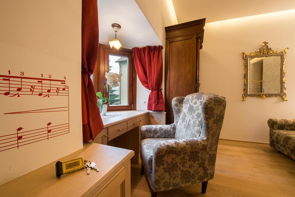 Apartments Schloss Paschbach Appiano Sulla Strada Del Vino Kültér fotó